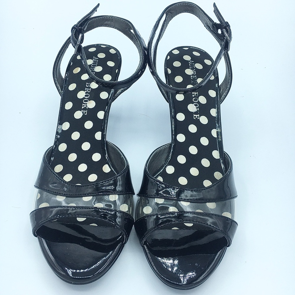Heels - Picture 2 of 3